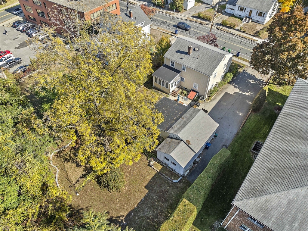 83 Lexington Street