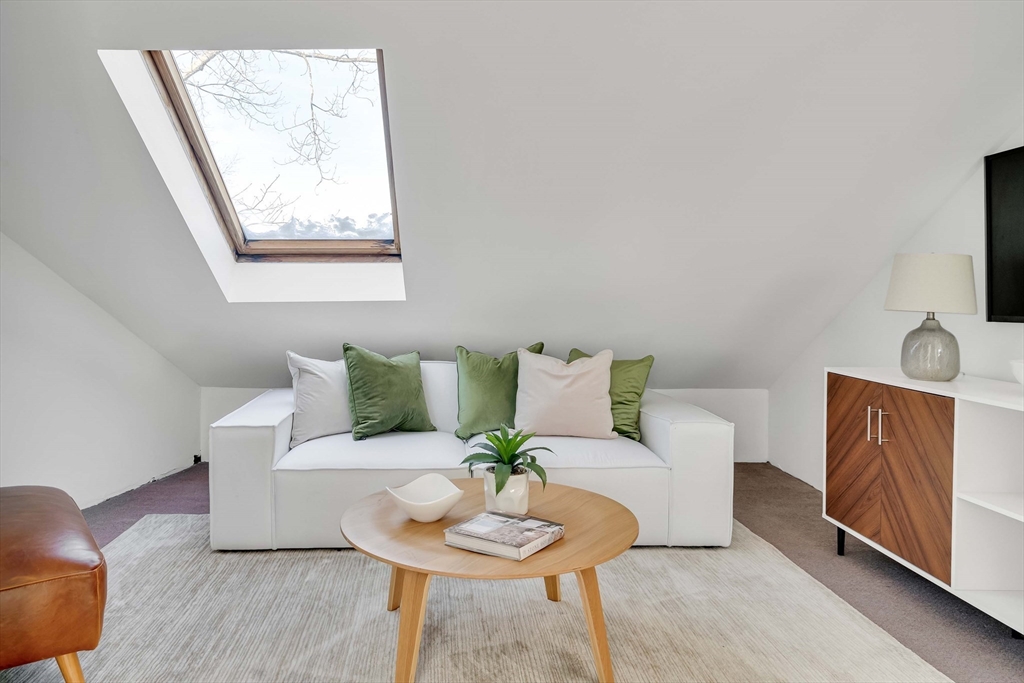 122 Addington Rd # 2