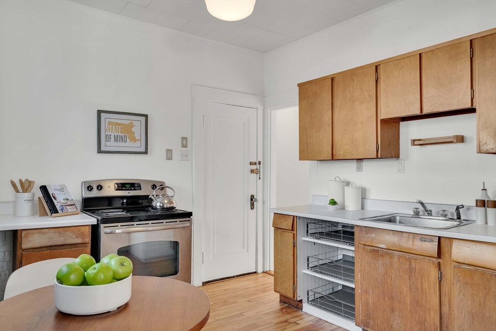 122 Addington Rd # 2