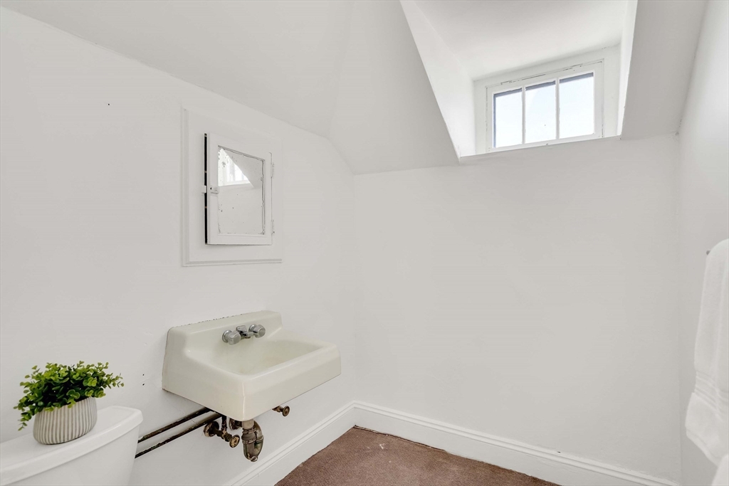 122 Addington Rd # 2