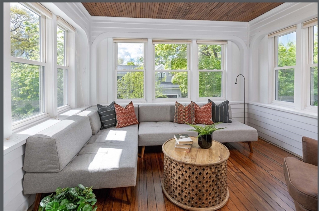 246 Lake Ave # 2