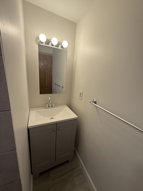 54 Cherry St # 2