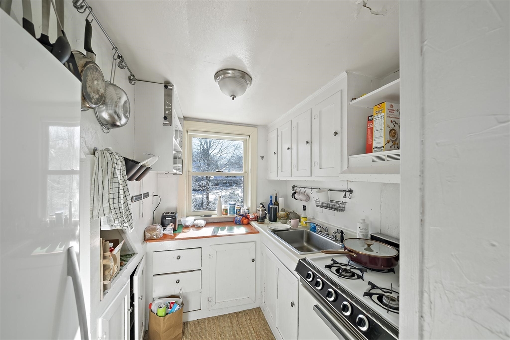 22 Winthrop St