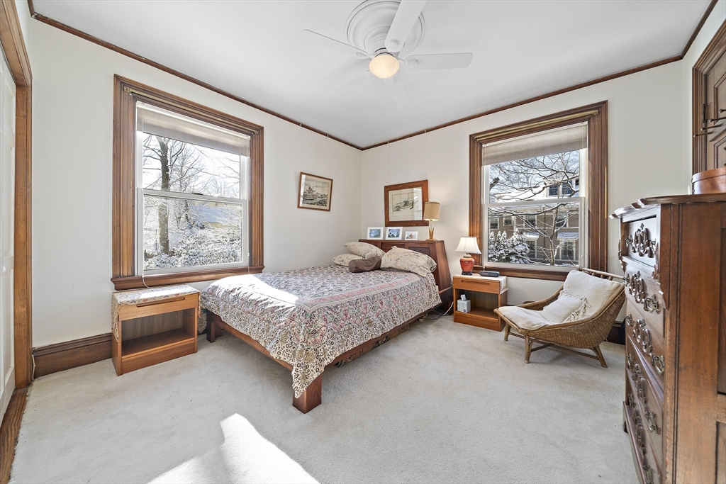 22 Winthrop St