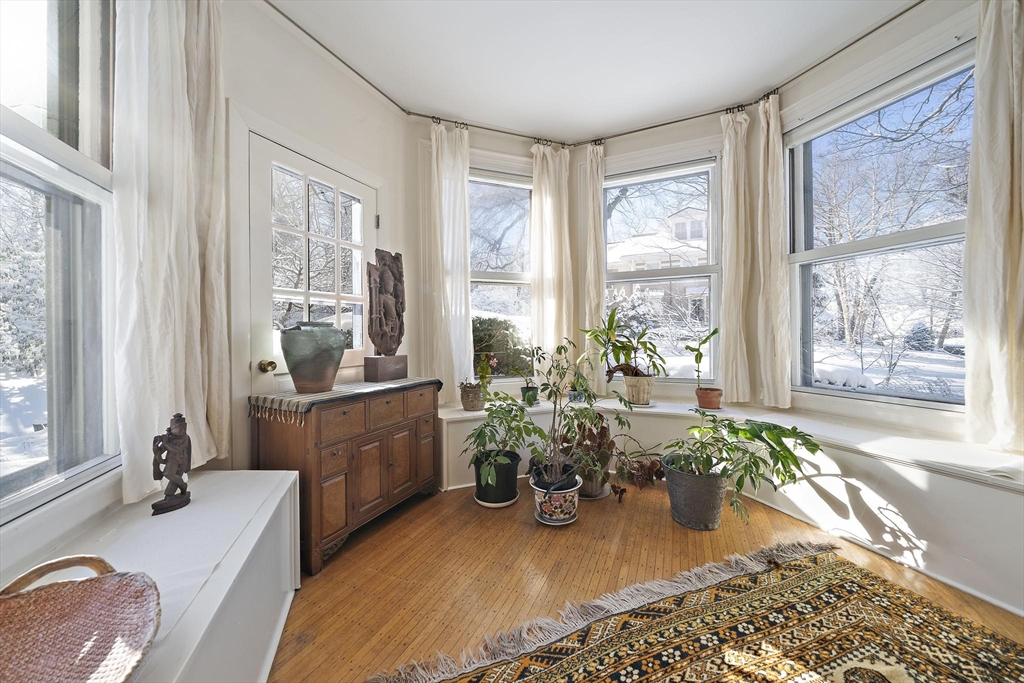 22 Winthrop St