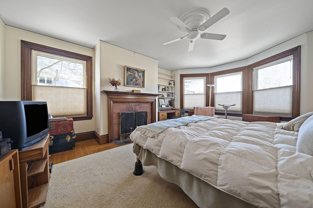 22 Winthrop St