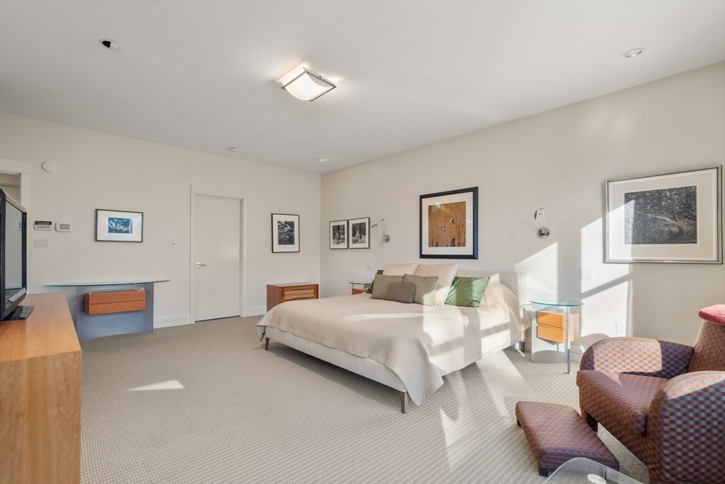 131 Huntington Rd # 131