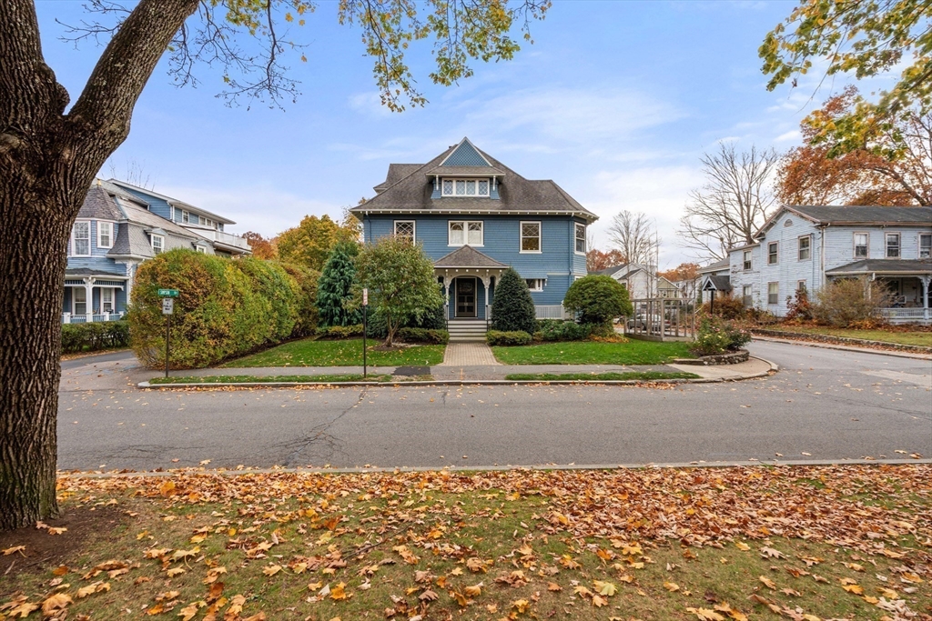 18 Washington Park