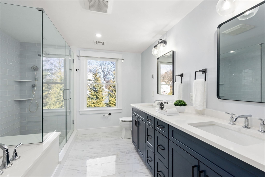 25 Geraldine Drive