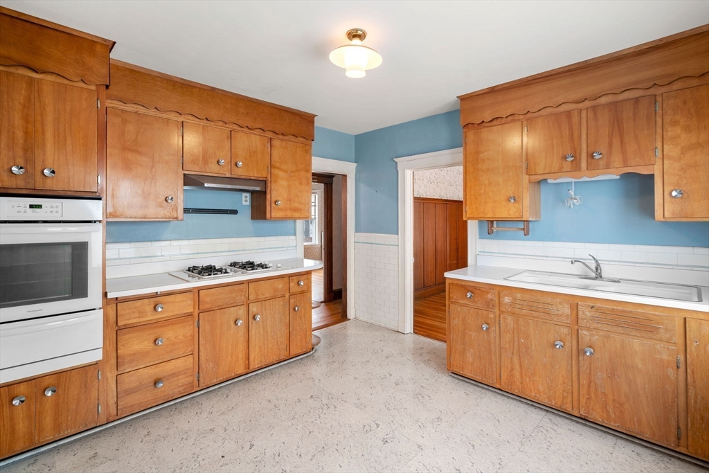 39-41 Codman Hill Ave