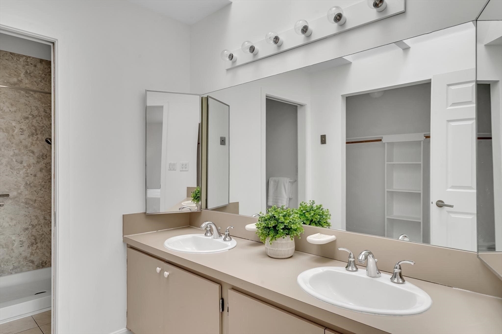 571 Boylston St # 571