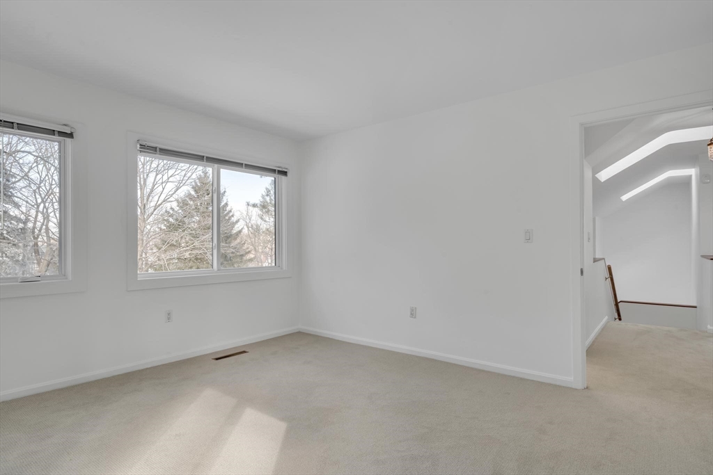 571 Boylston St # 571