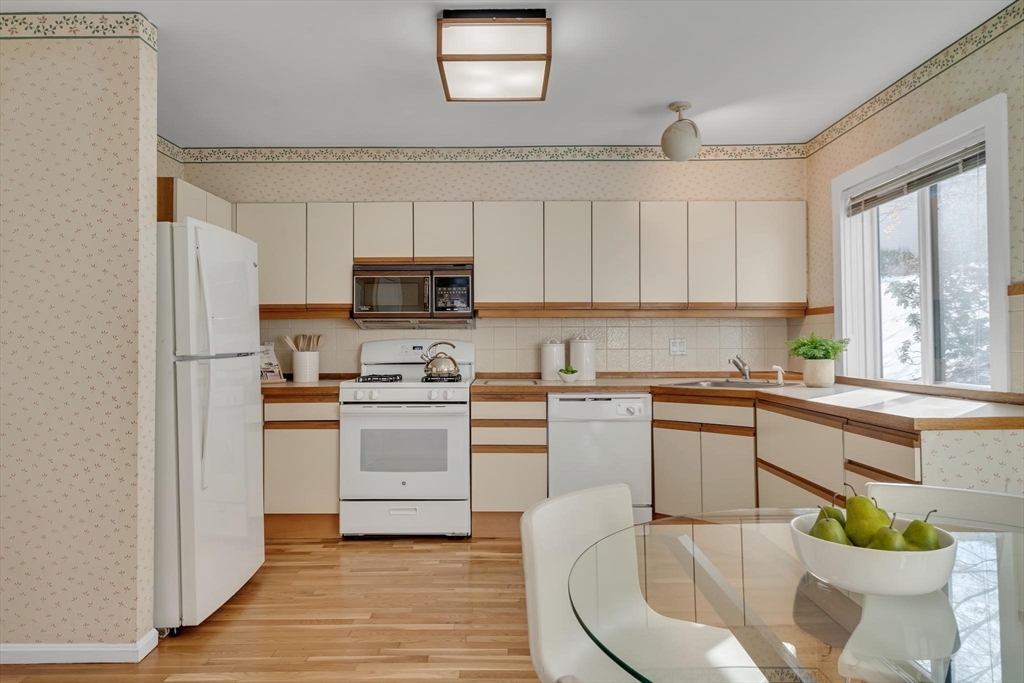 571 Boylston St # 571
