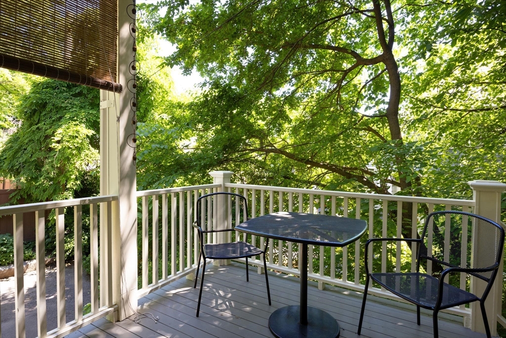 26 Welland Rd