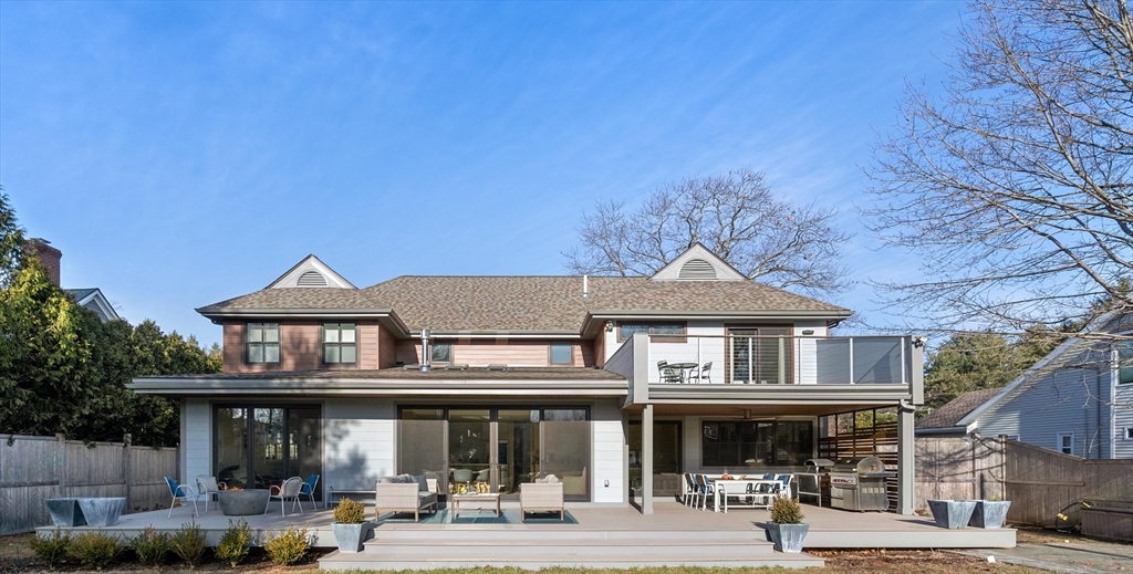 1370 Commonwealth Ave