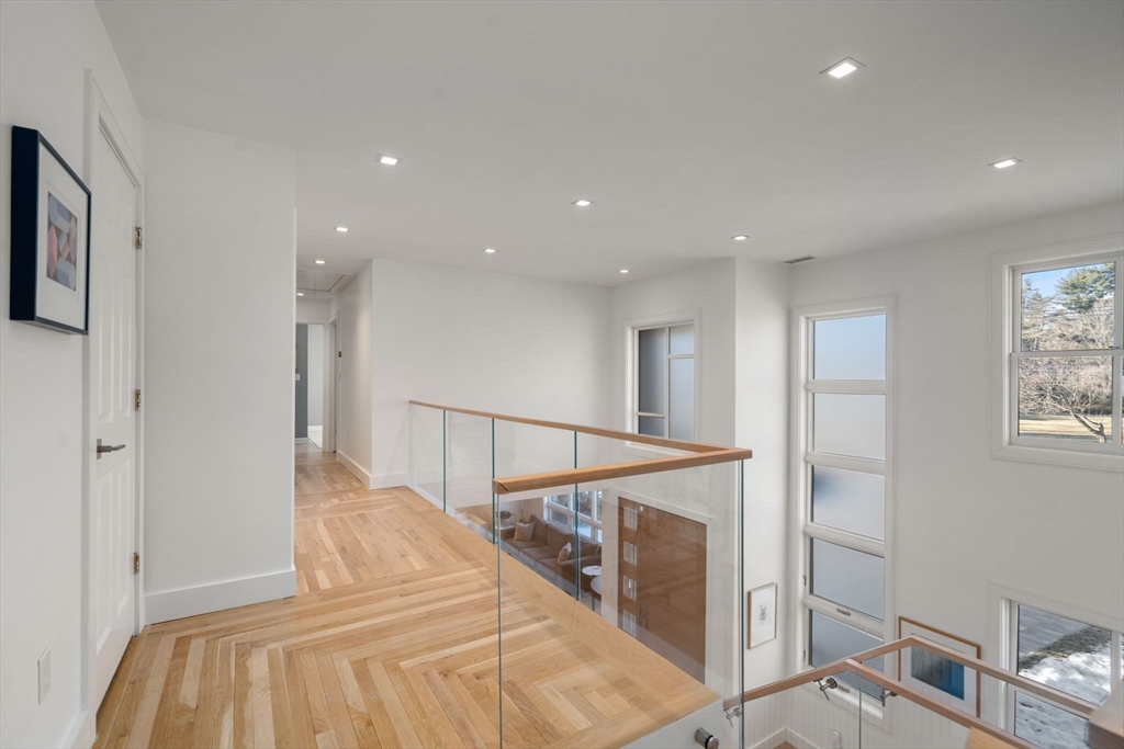 1370 Commonwealth Ave