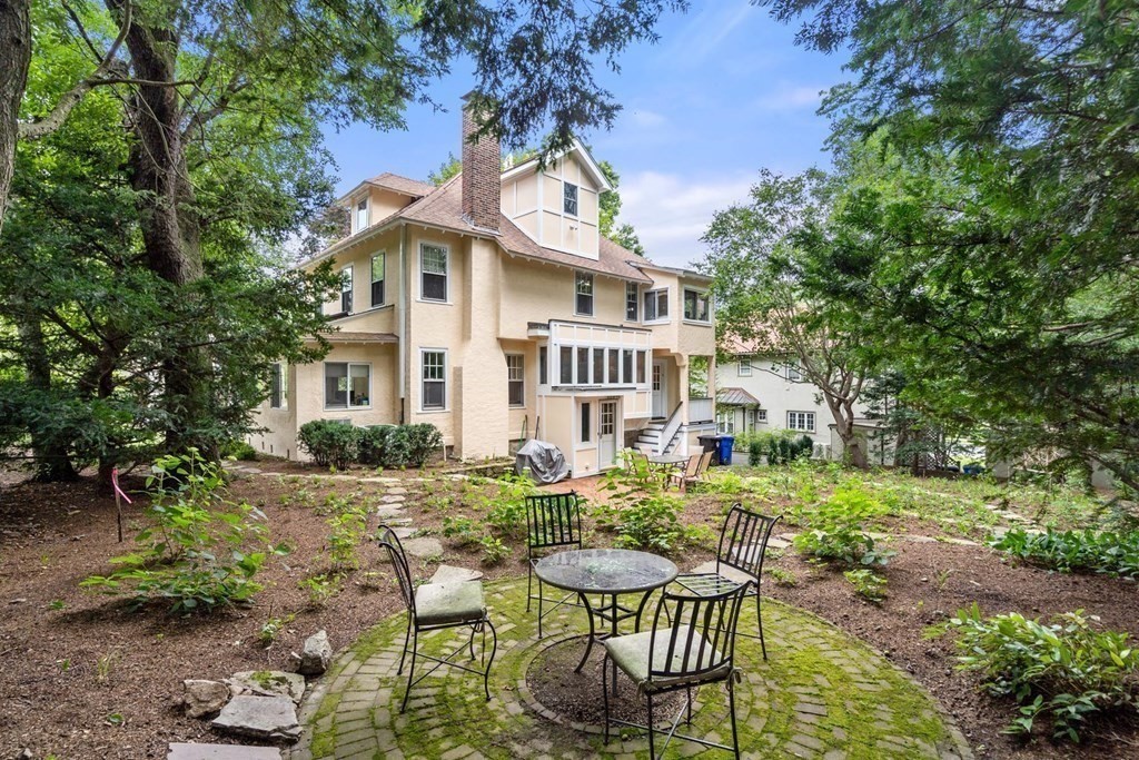 47 Cotswold Rd
