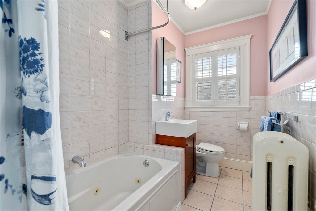 105 Hammond Rd # 2