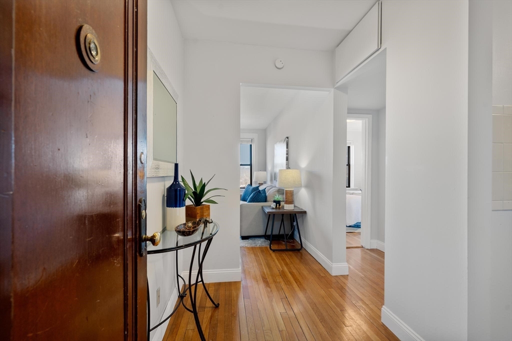 2003 Commonwealth Ave # 11
