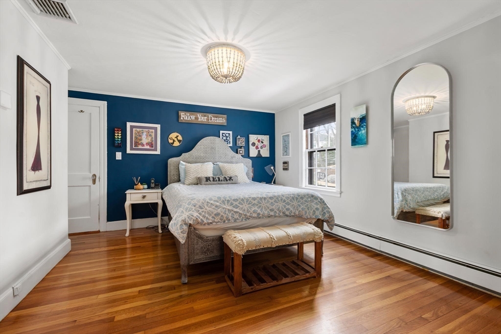 42 Alexander Rd