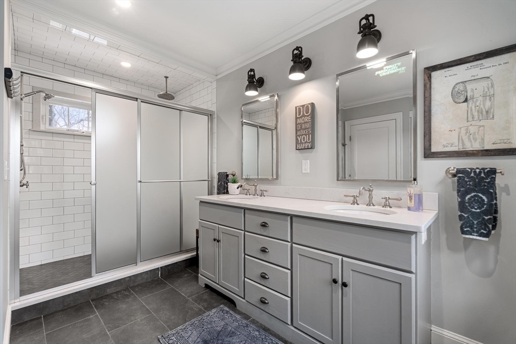 42 Alexander Rd