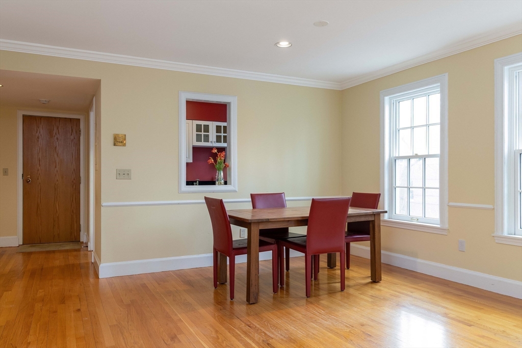 149 Beaconsfield Rd # B Unit: 3-B