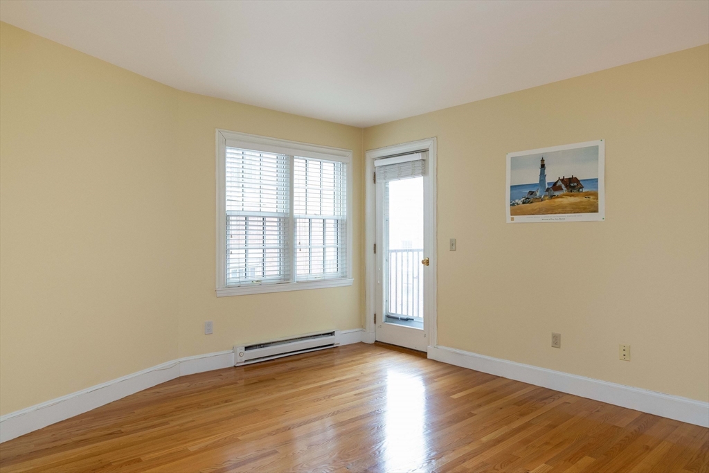 149 Beaconsfield Rd # B Unit: 3-B