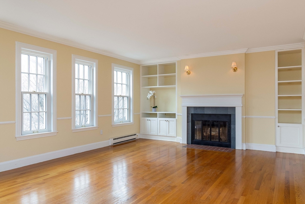 149 Beaconsfield Rd # B Unit: 3-B