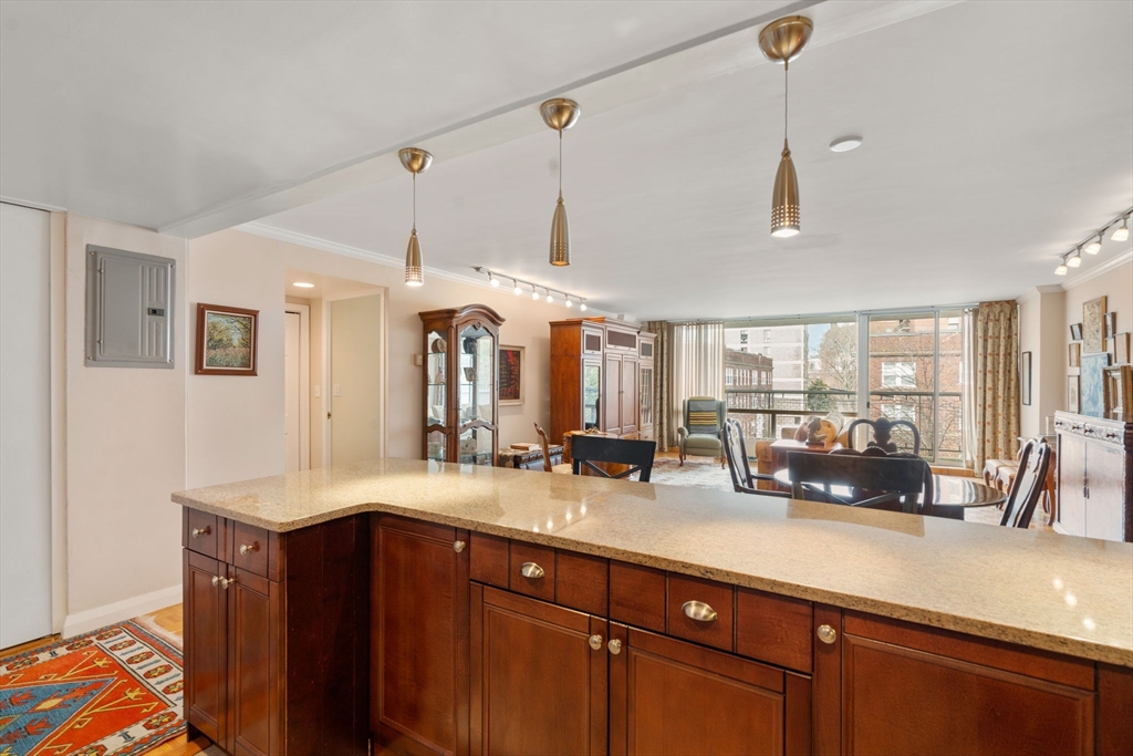 45 Longwood Ave # 406