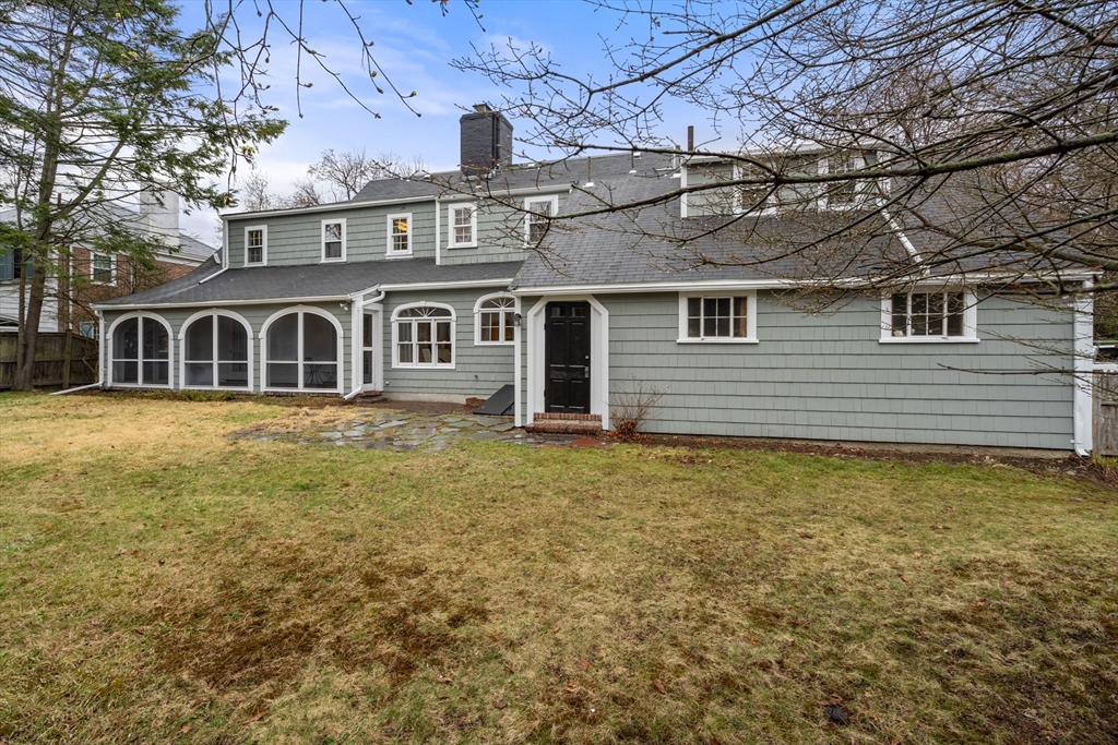 28 Cotton St