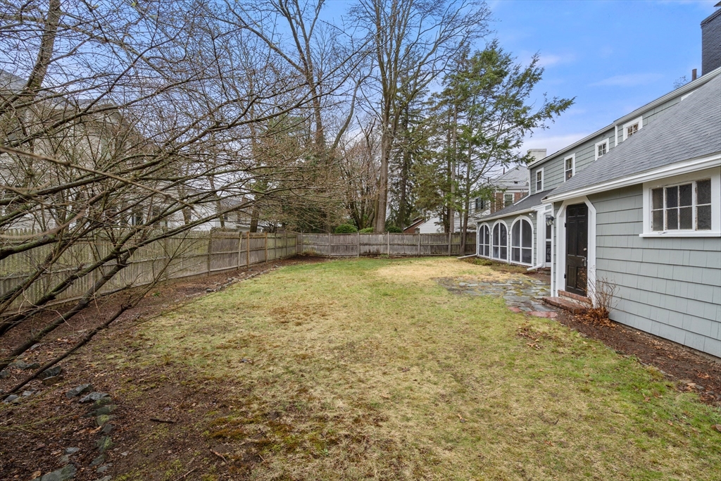 28 Cotton St