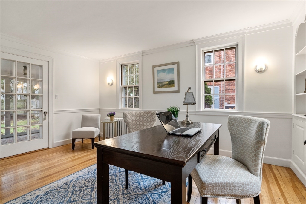 28 Cotton St