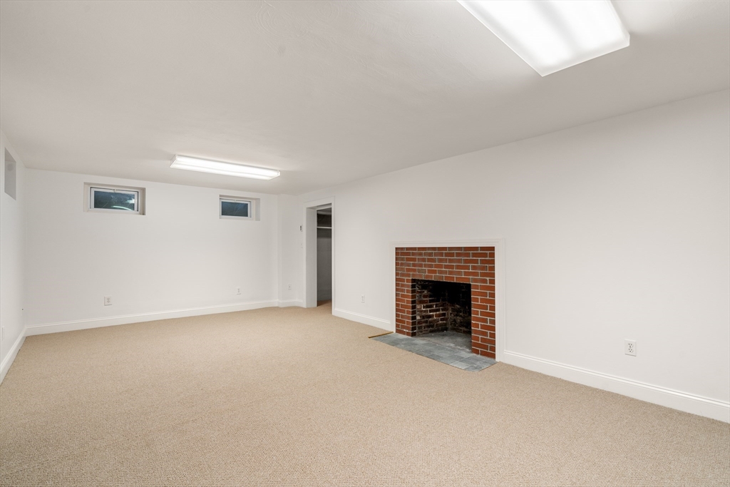 28 Cotton St