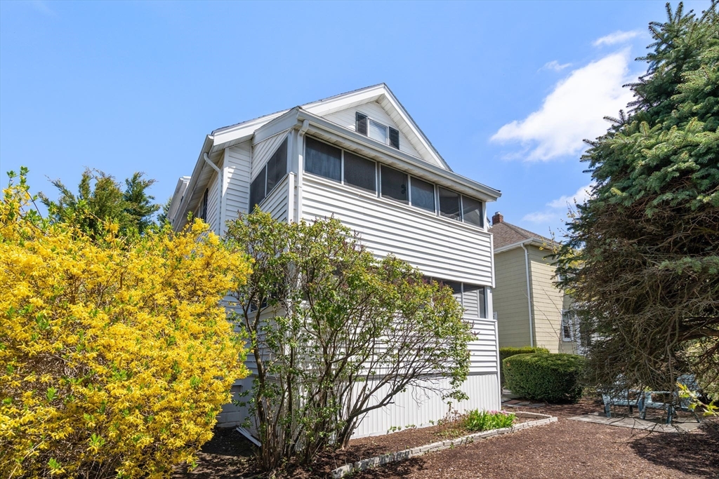 14-16 Field St