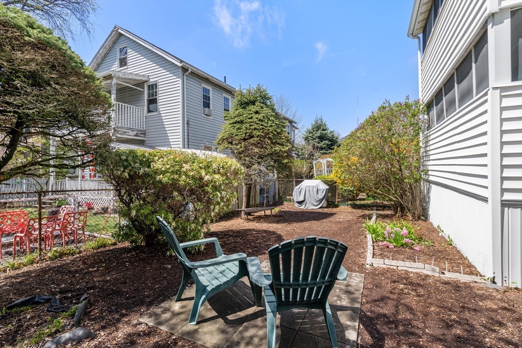 14-16 Field St