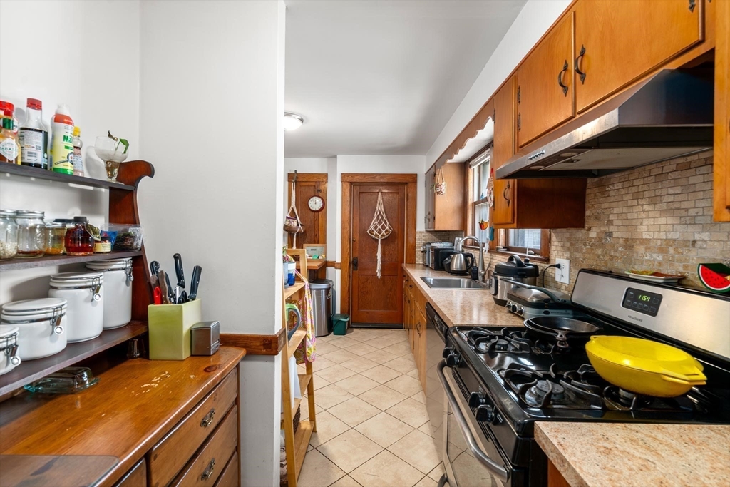 14-16 Field St