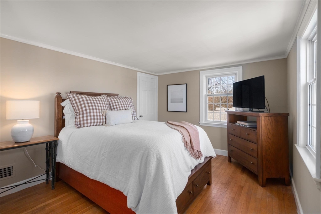 218 Reservoir Rd