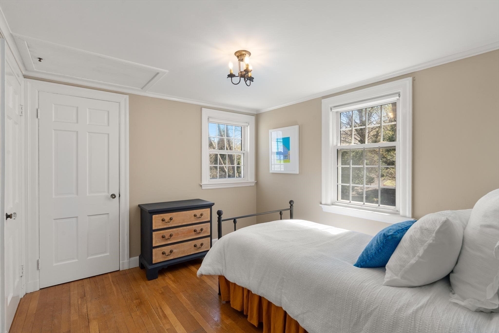 218 Reservoir Rd