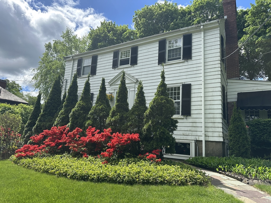 218 Reservoir Rd