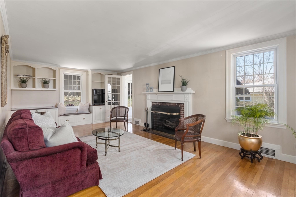 218 Reservoir Rd
