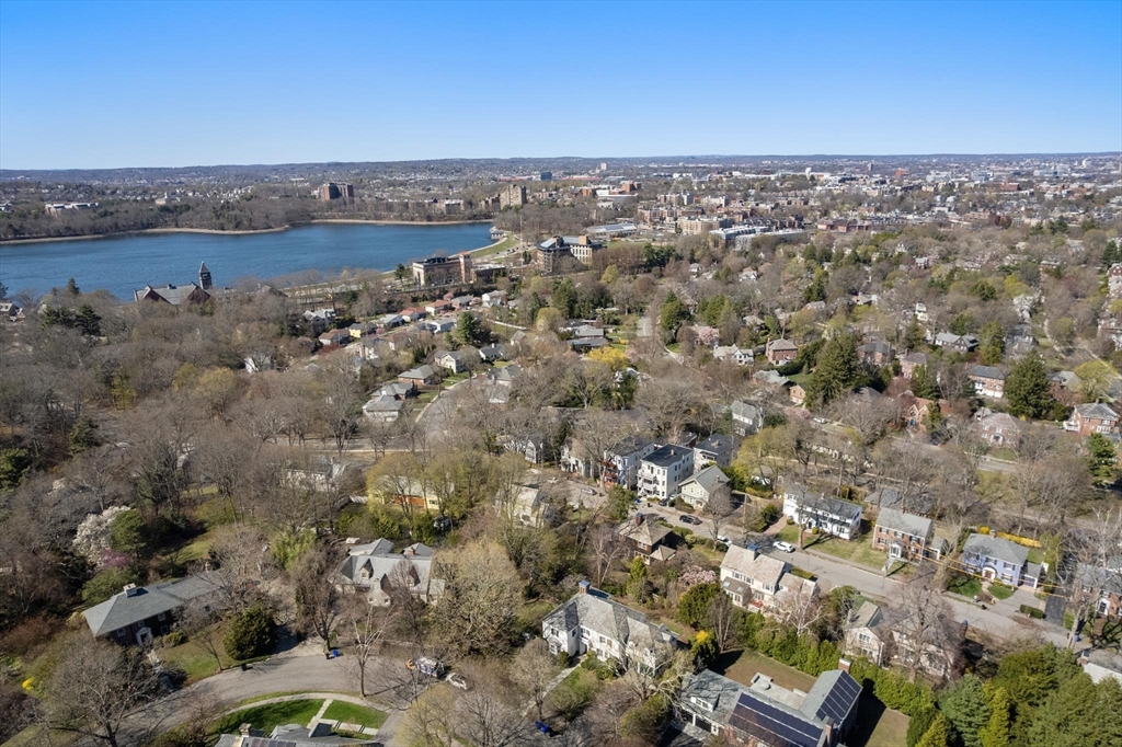 218 Reservoir Rd