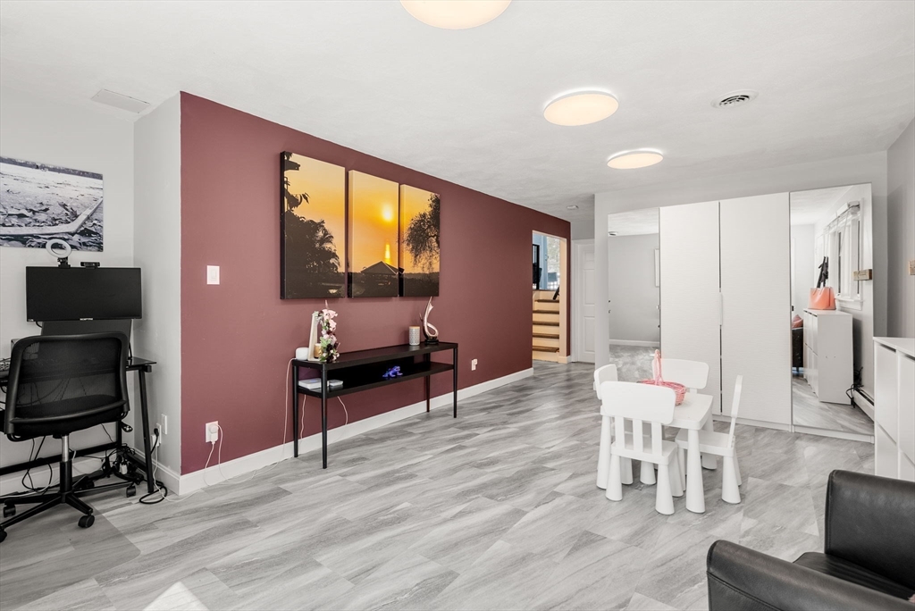 6 Samoset