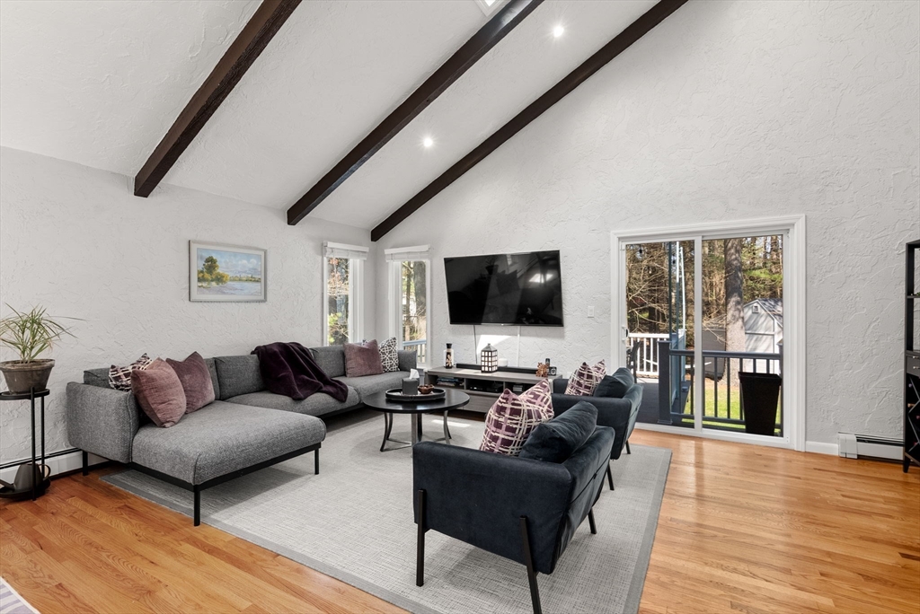 6 Samoset