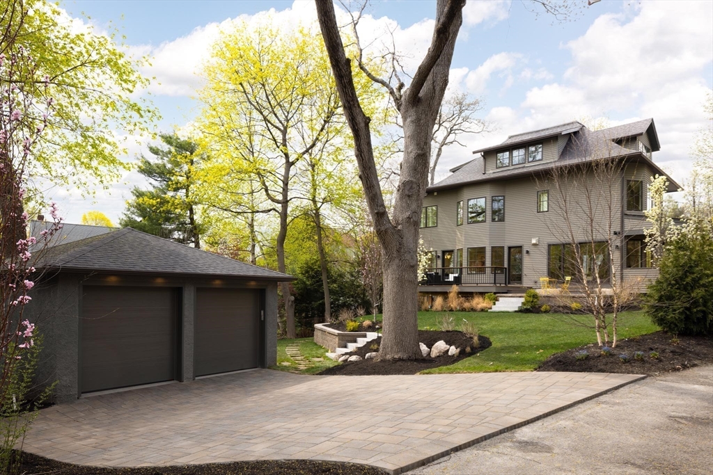 15 Woodcliff Rd