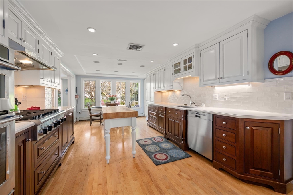 286 Quinobequin Rd