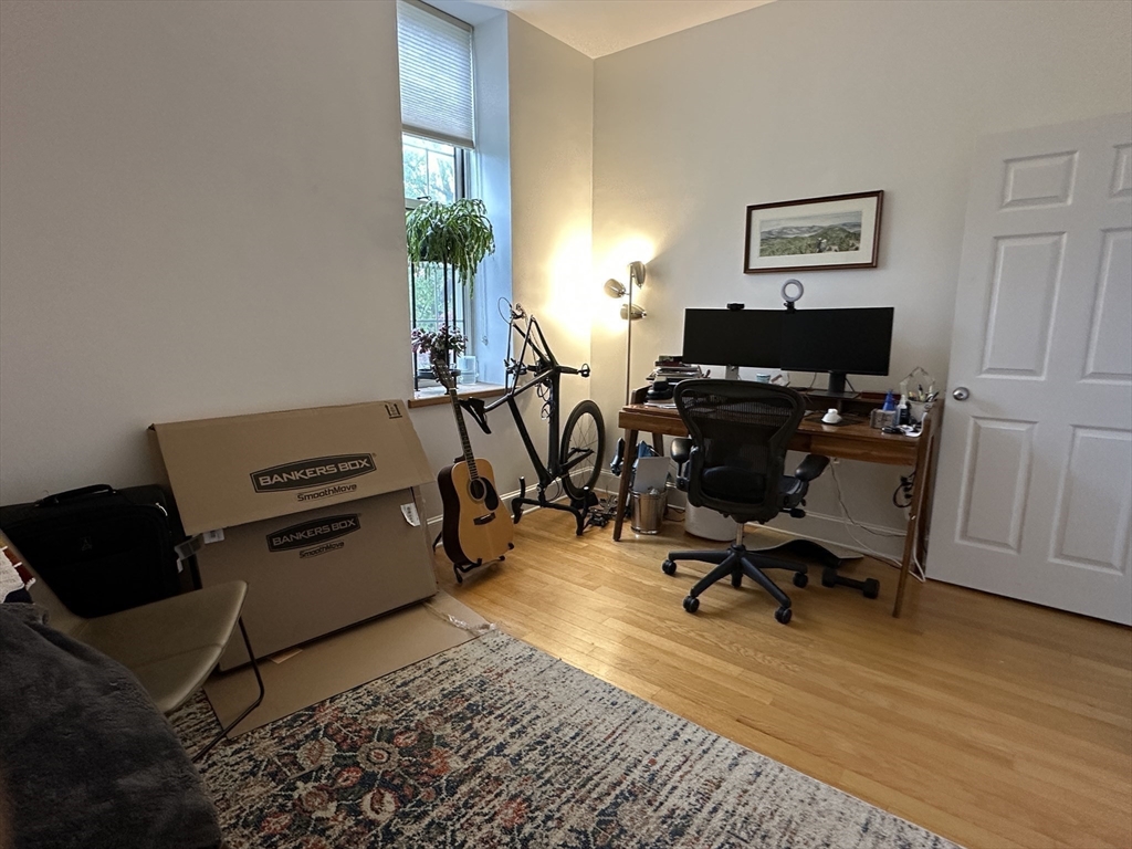 35 Walden St # 3F