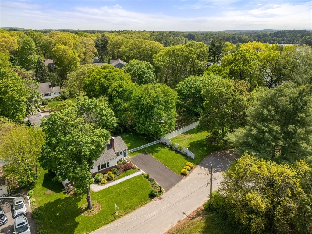 8 Gage Rd