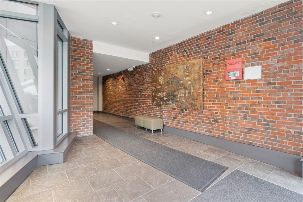 99 Chestnut Hill Avenue # 212