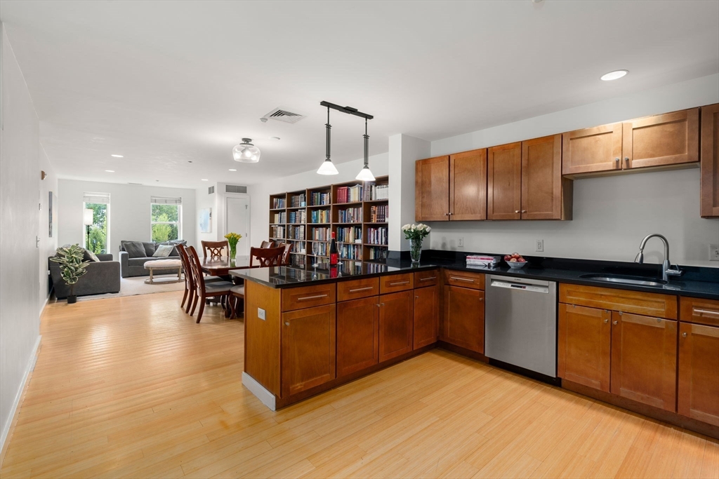 99 Chestnut Hill Avenue # 212