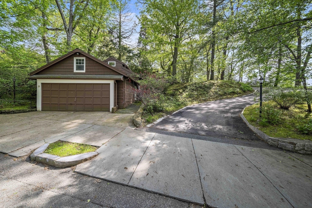 19 Ridge Rd
